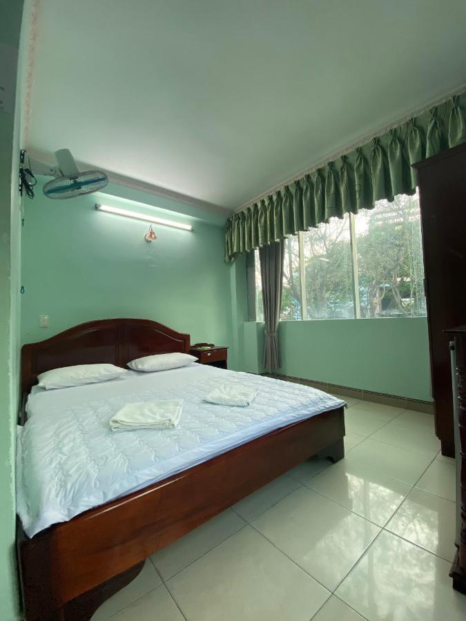 Banh Mi Motel ブンタオ エクステリア 写真