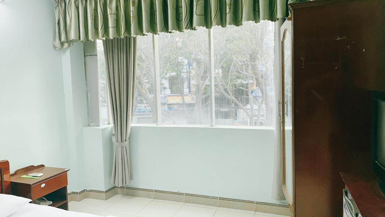Banh Mi Motel ブンタオ エクステリア 写真