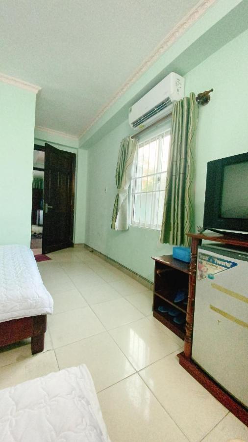 Banh Mi Motel ブンタオ エクステリア 写真